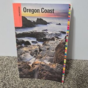 Oregon Coast Insiders' Guide Paperback Book, 4th Edition, Travel Guide